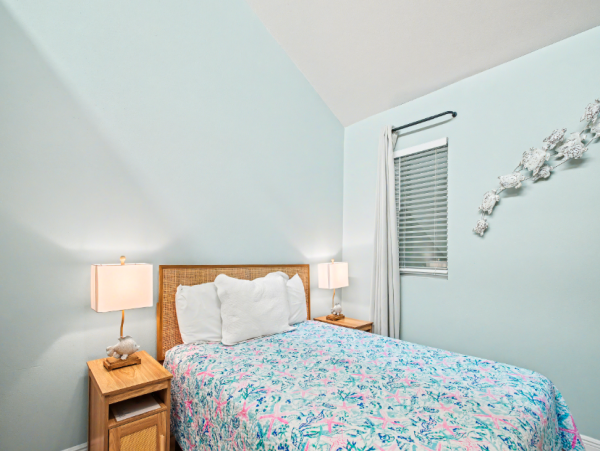 Pensacola Beach Condo With Gulf Views And Pool Access